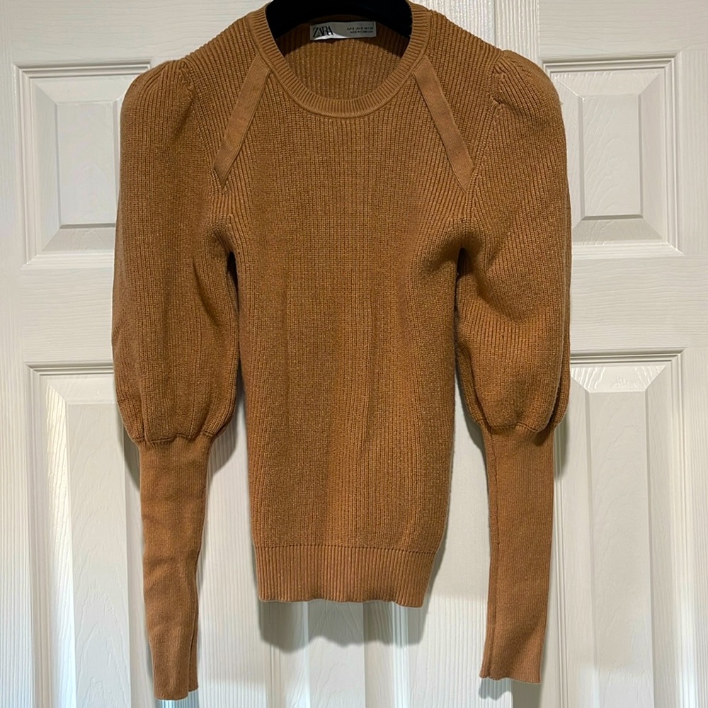 ZARA PUFF SLEEVE CREW NECK CARAMEL KNIT SWEATER SIZE SMALL